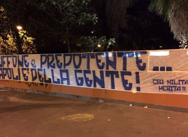 Napoli, in città tanti striscioni anti-De Laurentiis