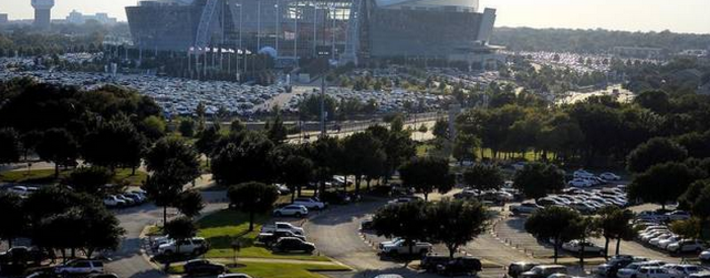 NFL, sparatoria nel parcheggio dei Cowboys