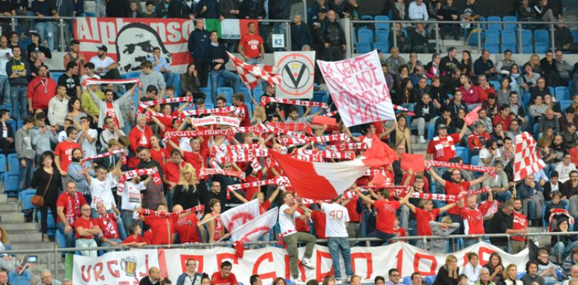 Ultras VL Pesaro si autosospendono