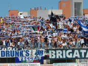 Scontro treni in Puglia, il sostegno degli Ultras Andria