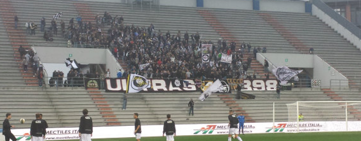 Ultras Ascoli: “Niente trasferta, restiamo a scavare”