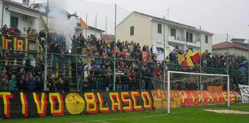 Giulianova, ultras pro terremotati (con polemica)