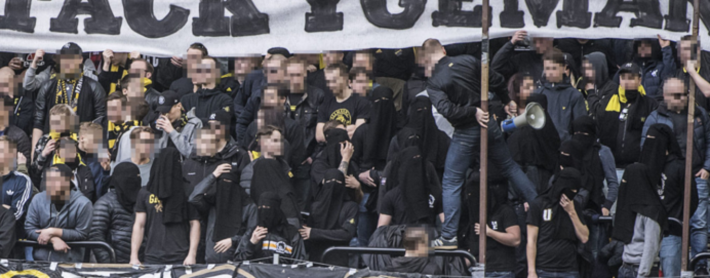 Svezia, gli ultras dell’AIK con il niqab…