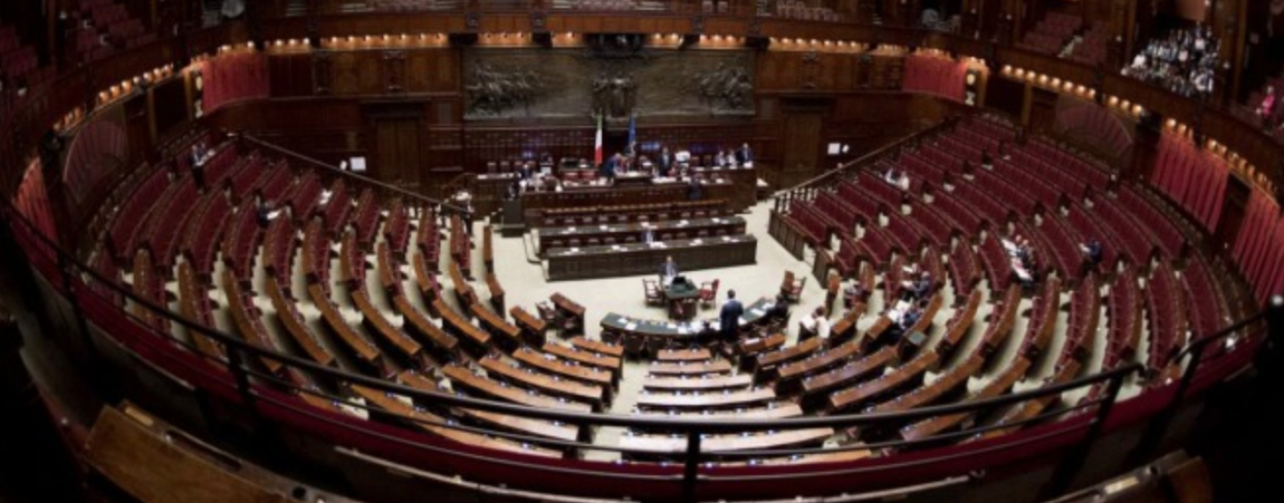 Le “contraddizioni” del tifo in Parlamento…