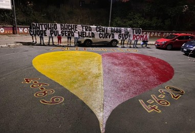 Roma, gli ultras ricordano De Falchi 31 anni dopo: “Il tuo cuore pulserà nella Sud”